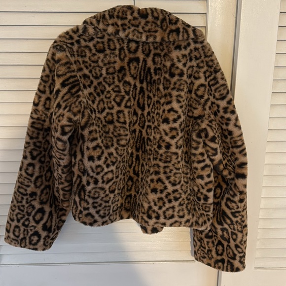 Anthropologie leopard faux fur jacket large - Picture 2 of 4